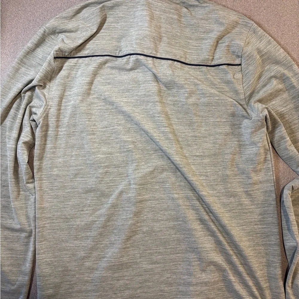 J.Crew Performance Heather Gray Quarter-Zip‎ pullover Top. SZ M